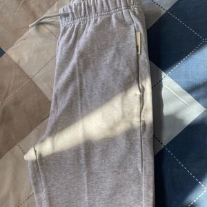 Women’s XS adidas sweatpants